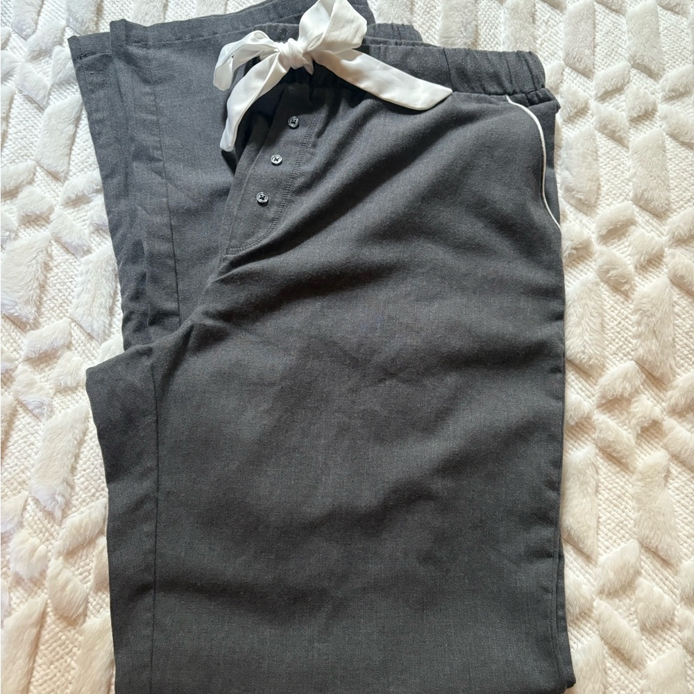 Women's Gray Pants with Silky Tie